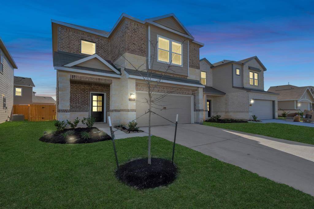 1.HOUSE FRONT PIC1