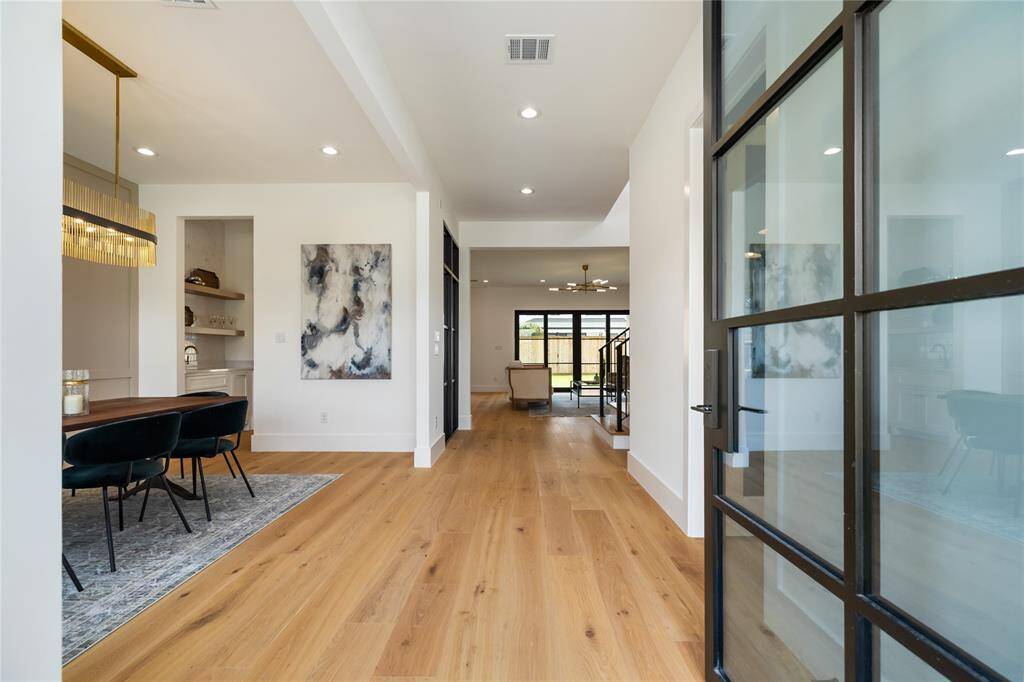 Inviting Dining Room off the Entry