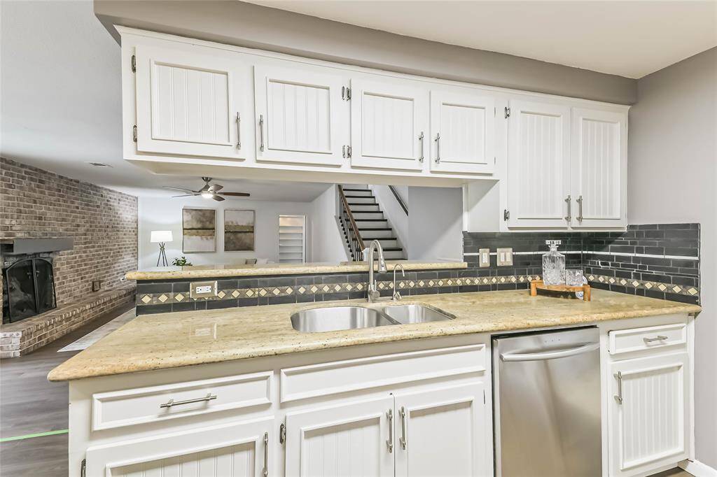 Here is a good view of the very pretty granite.
