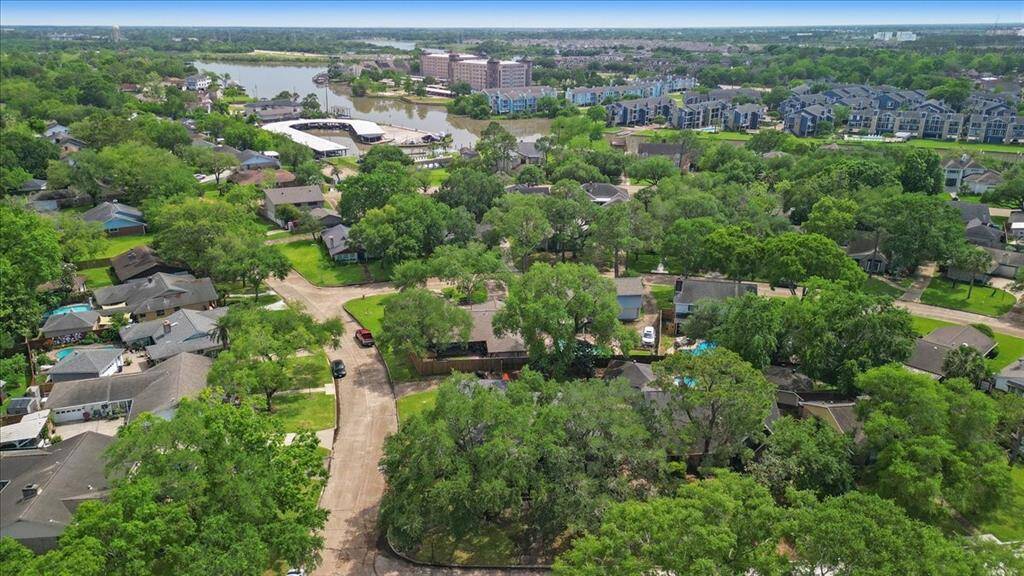 Aerial view of home showing proximity to the Bay.