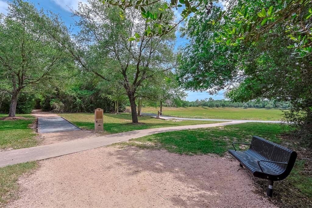 Take a stroll to the two nearby parks