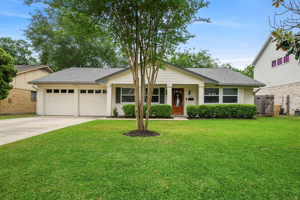 Welcome home to 14011 Pinerock Ln!