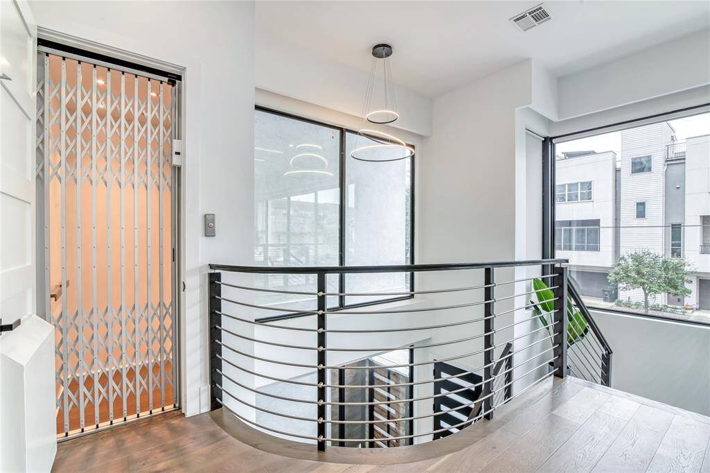Elevator