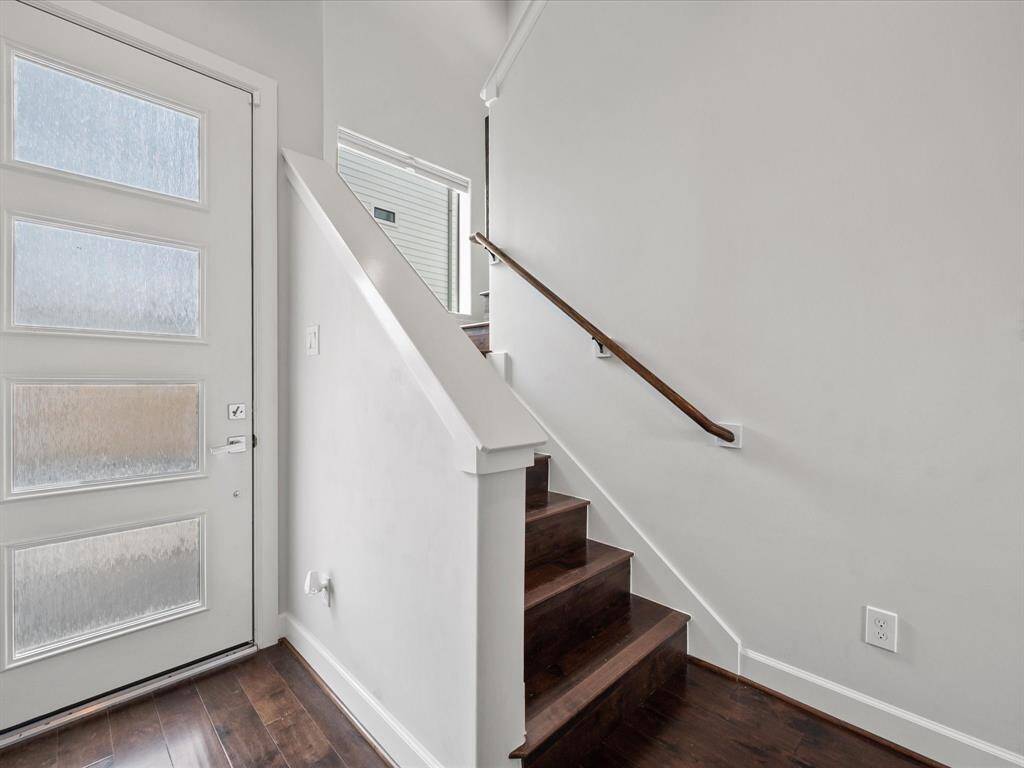 First floor entrance.