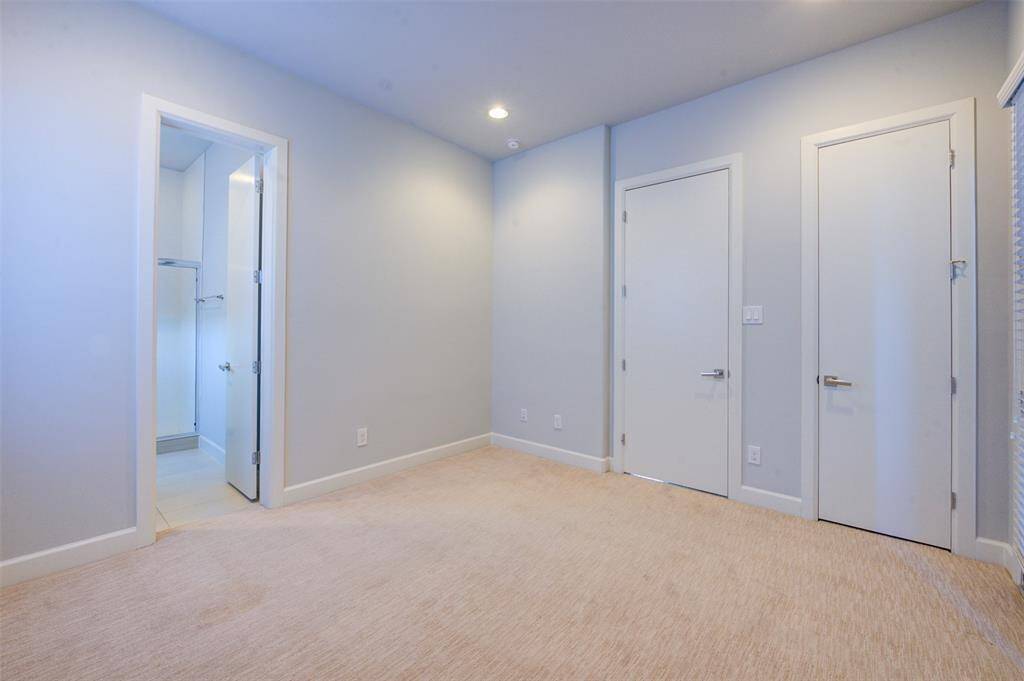 Natural light floods every room!