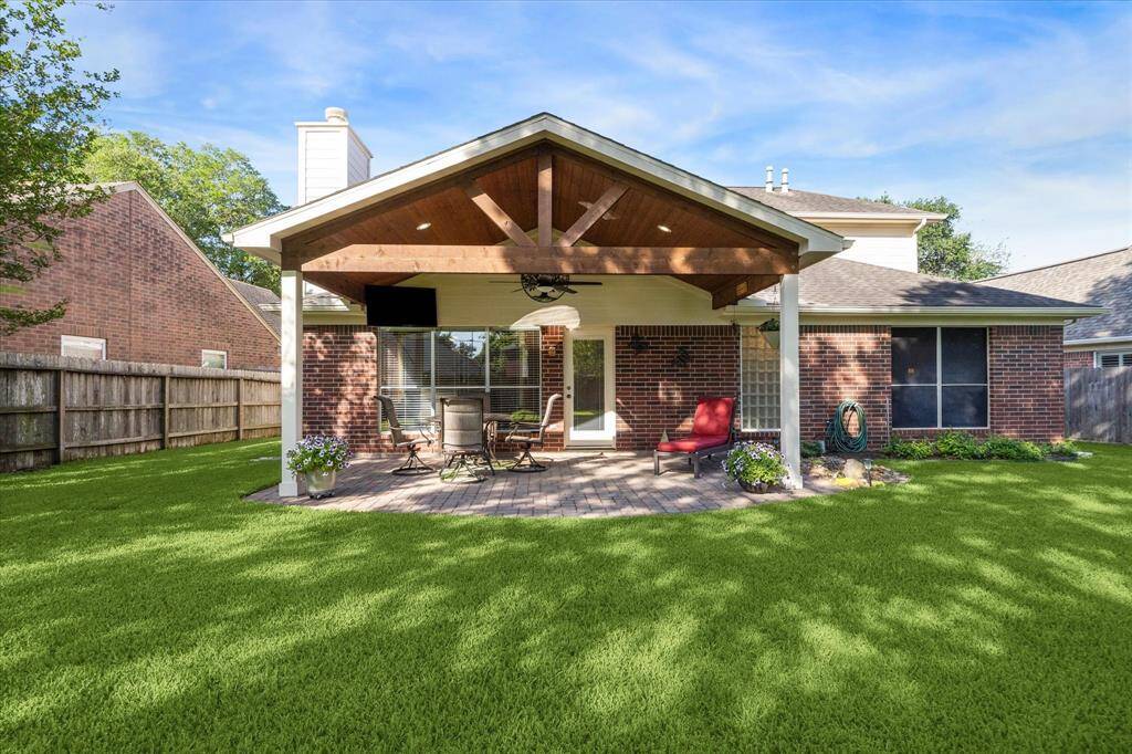 Covered patio addition is theperfect outdoor space!
