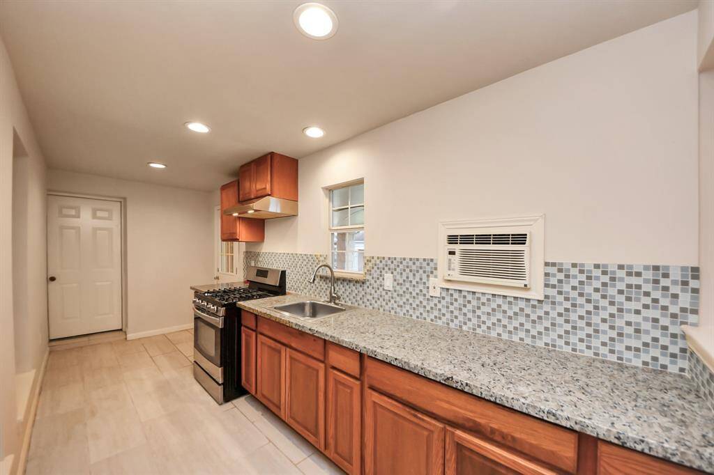 Second Kitchen