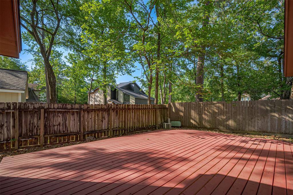 Backyard features a spacious patio, the expansive backyard provides the perfect setting for hosting barbecues, outdoor gatherings, and relaxed entertaining with family and friends.
