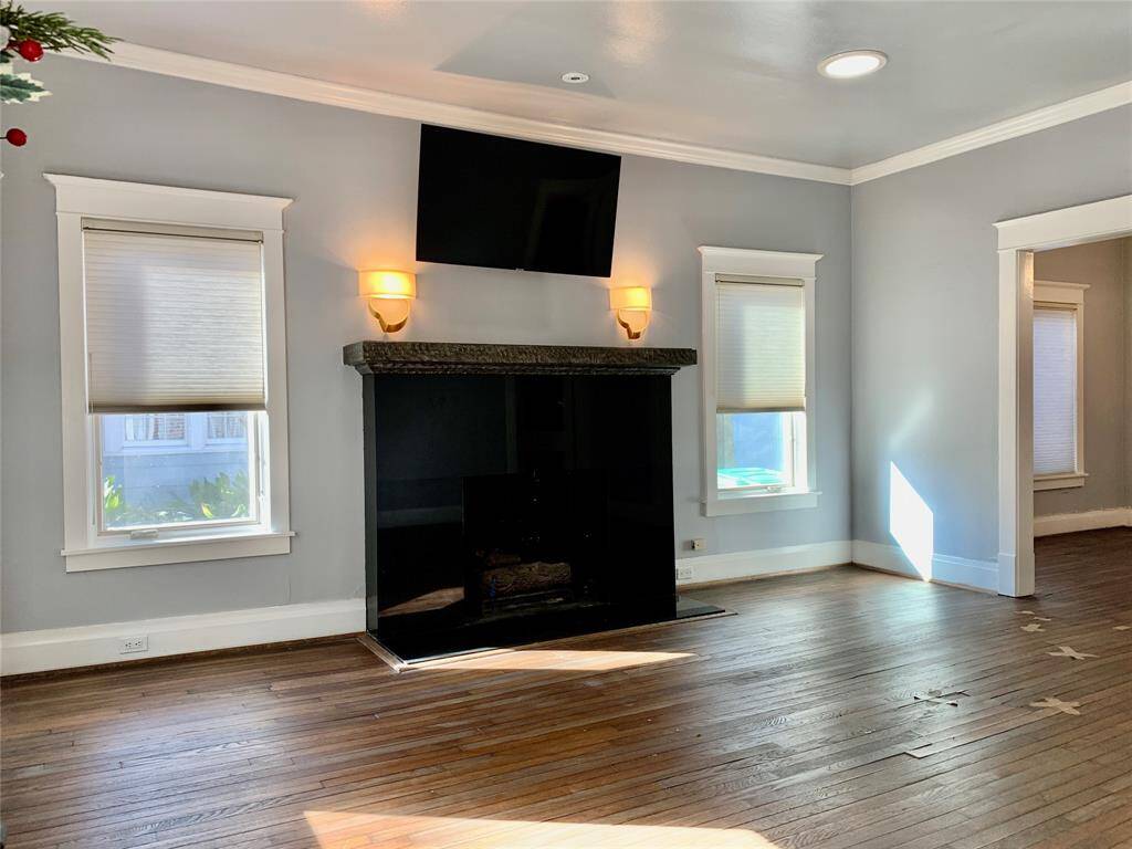 Formal living room. TV included!
