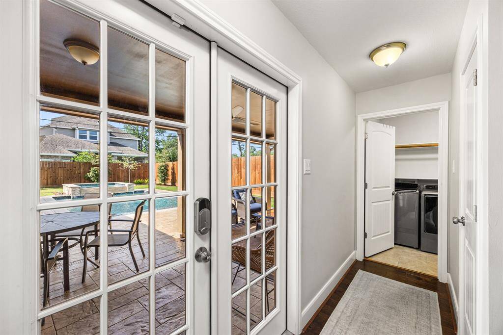 Exit to patio/pool area
