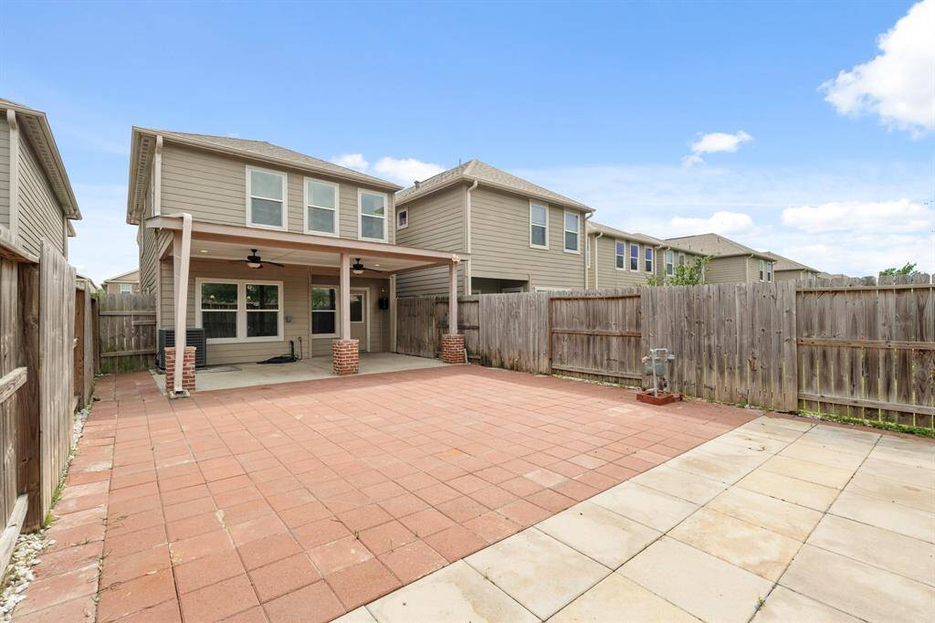 Easy to maintain removable pavers