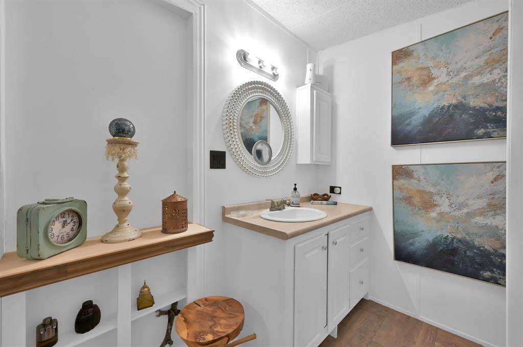 Guest bathroom