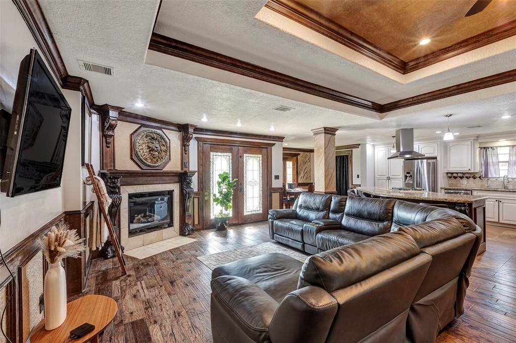 Spacious open concept living room.