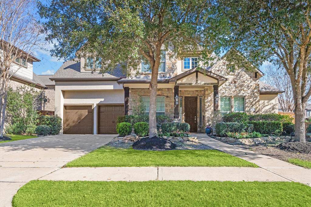 Do not miss this incredible opportunity in Towne Lake! This 5 Bedroom, 5.5 Bathroom residence is complete with 1st floor primary suite, flex room down, high ceilings, game room, plus media room!