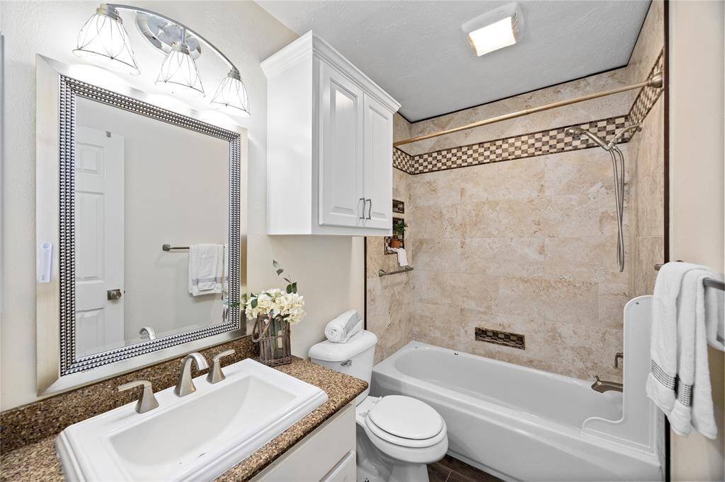 Full Bathroom #2 upstairs is nicely updated!