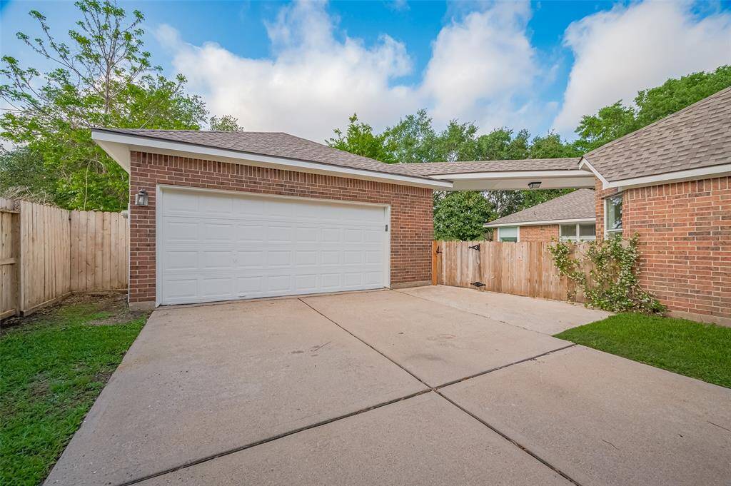 Detached garage provides separation from exhaust/emissions & noise!