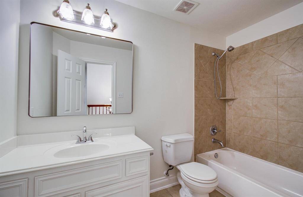 Bath #3 (upstairs)