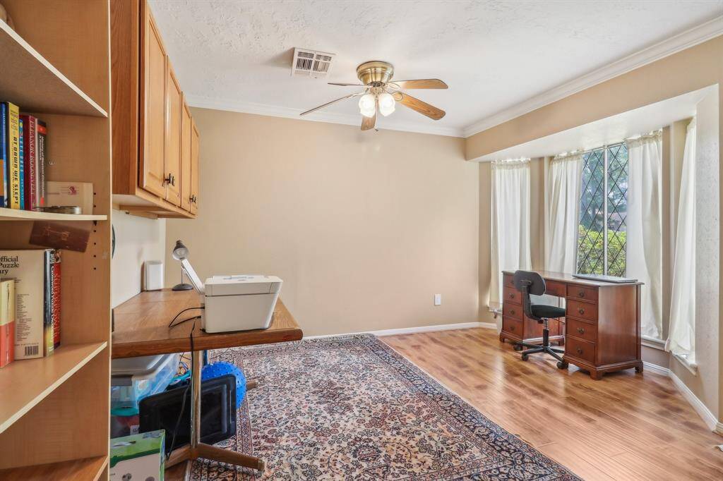 Huge home office/study with bay window overlooks the front lawn. The generous space allows for multiple desks. Could also be a school room, work out room, art room, listening room or any other cool spot you can dream up.