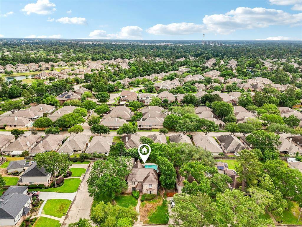Location is convenient to many shopping and dining destinations.