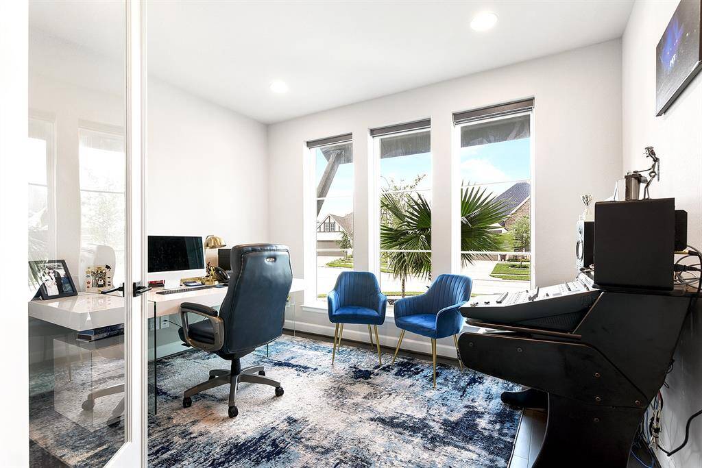 Property Image 29