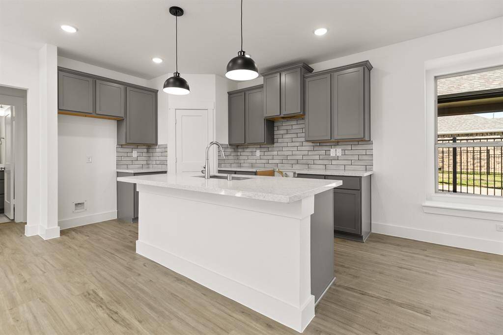 This kitchen isn’t just a place to cook; it’s a space where memories are made, where family traditions thrive, and where you can feel truly at home.