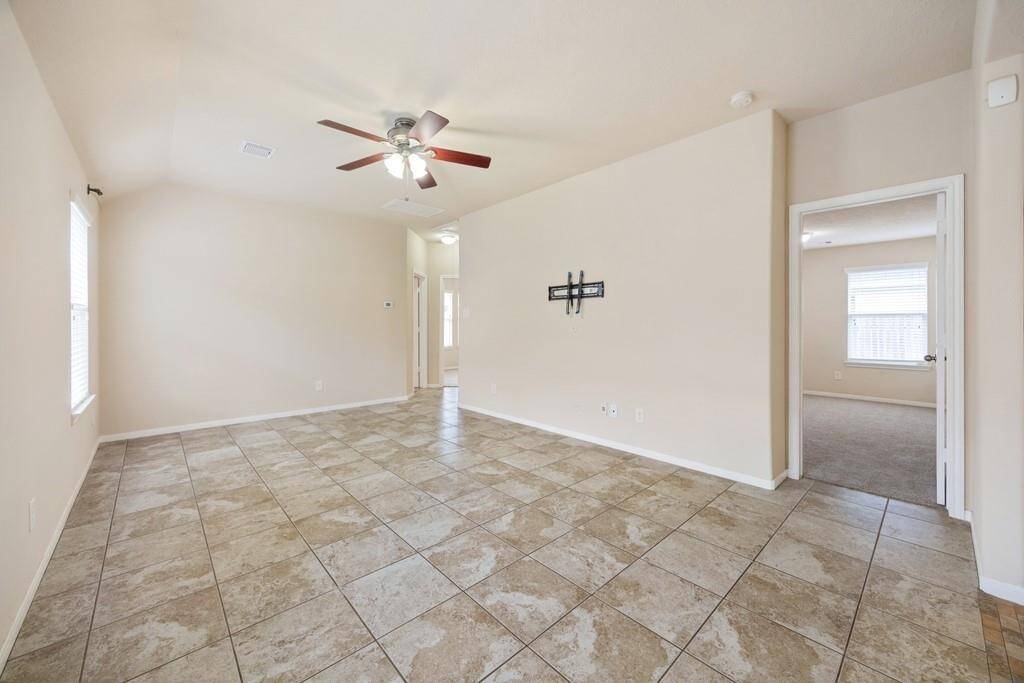Large family room open to breakfast room and kitchen