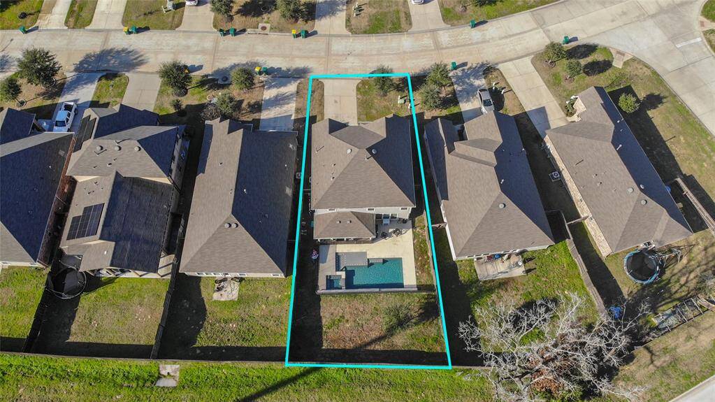 Don’t miss your chance to own this move-in ready home in one of Conroe’s most connected neighborhoods. Schedule your private showing today.