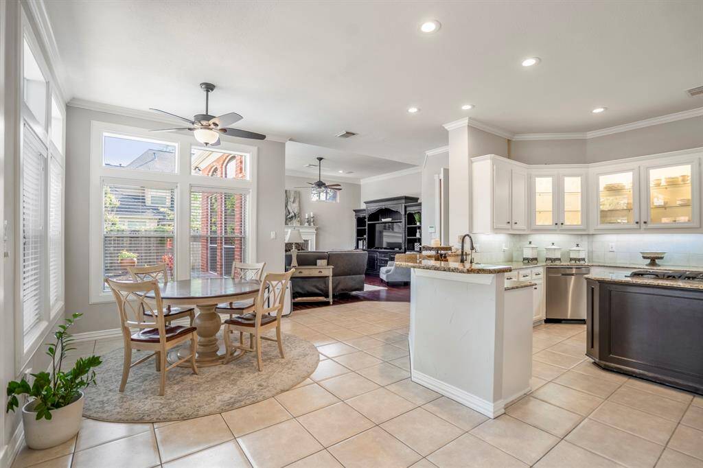 Appreciate this open concept layout