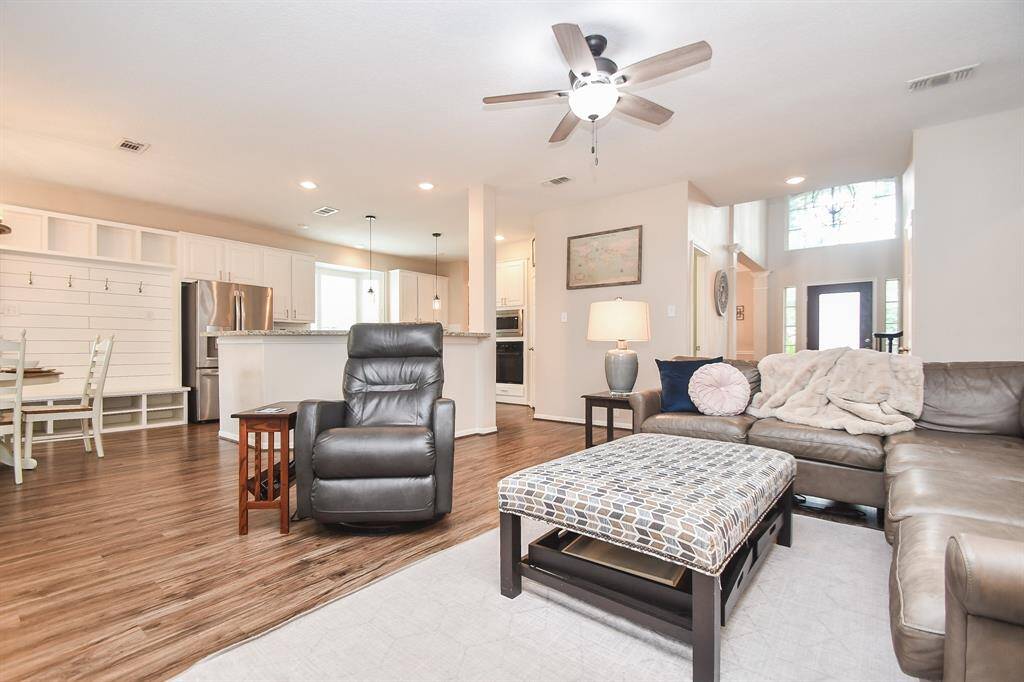 Your kitchen seamlessly flows into your 14' x 18' living room making hosting a BREEZE. There is plenty of room for board game nights or host Taco Tuesday parties with friends, family and neighbors.