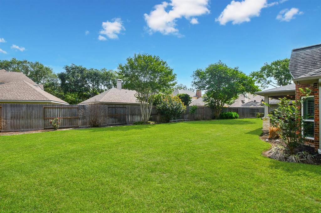 This home can be yours with easy peasy maintenance with gutters, French drains and sprinkler system.