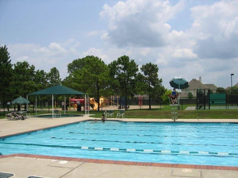 Welcome to the vibrant community of Green Trails Park in Houston, TX! Your new neighborhood contains two recreation centers with swimming pools, splash pad, and tennis courts.