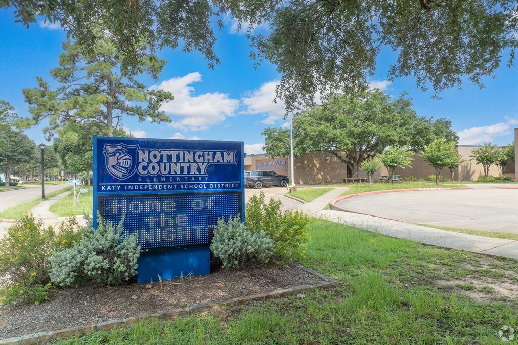 Zoned to A-rated, coveted Nottingham Elementary and Taylor High School, only 14 minutes and 4 minutes away respectively.