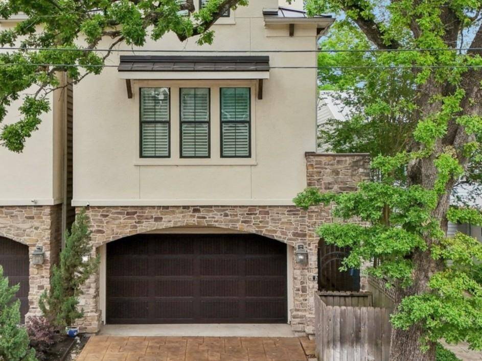 Single family living in the heart of Houston.