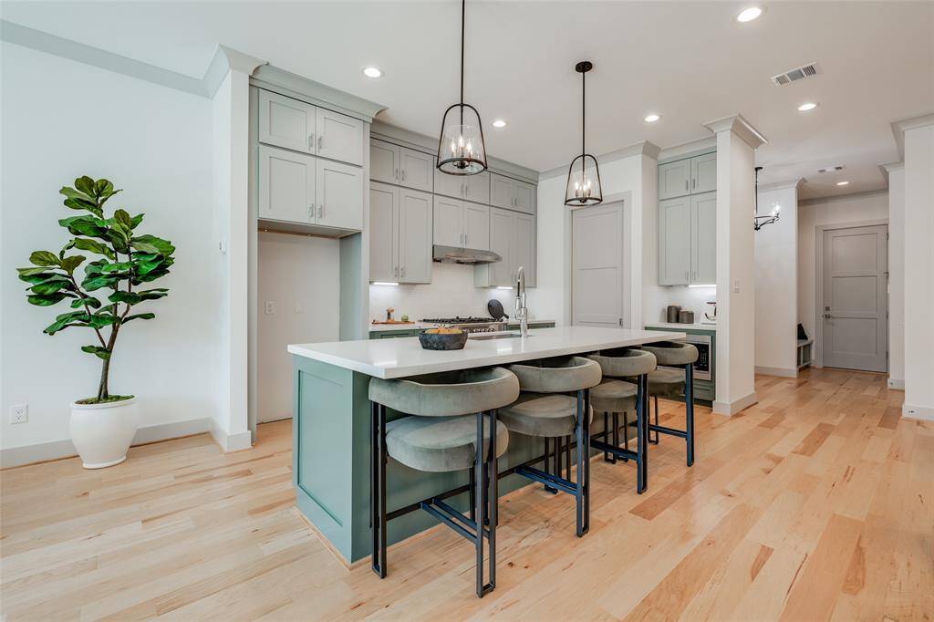ASK ABOUT CUSTOMIZATION OPTIONS DURING CONSTRUCTION ONLY *MAZZARINO MODEL HOME * PHOTOS MAY SHOW A SIMILAR FLOOR PLAN AND/OR UPGRADED/ALTERNATIVE FINISHES * Please use these photos as a guide *THIS IS AN ACTIVE CONSTRUCTION SITE, BUYERS MUST REQUEST APPOINTMENT TO BE ON PREMISE AT ALL TIMES.