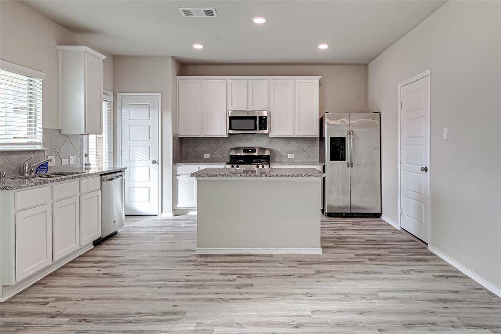 Enjoy a beautiful island perfect for the family to gather around