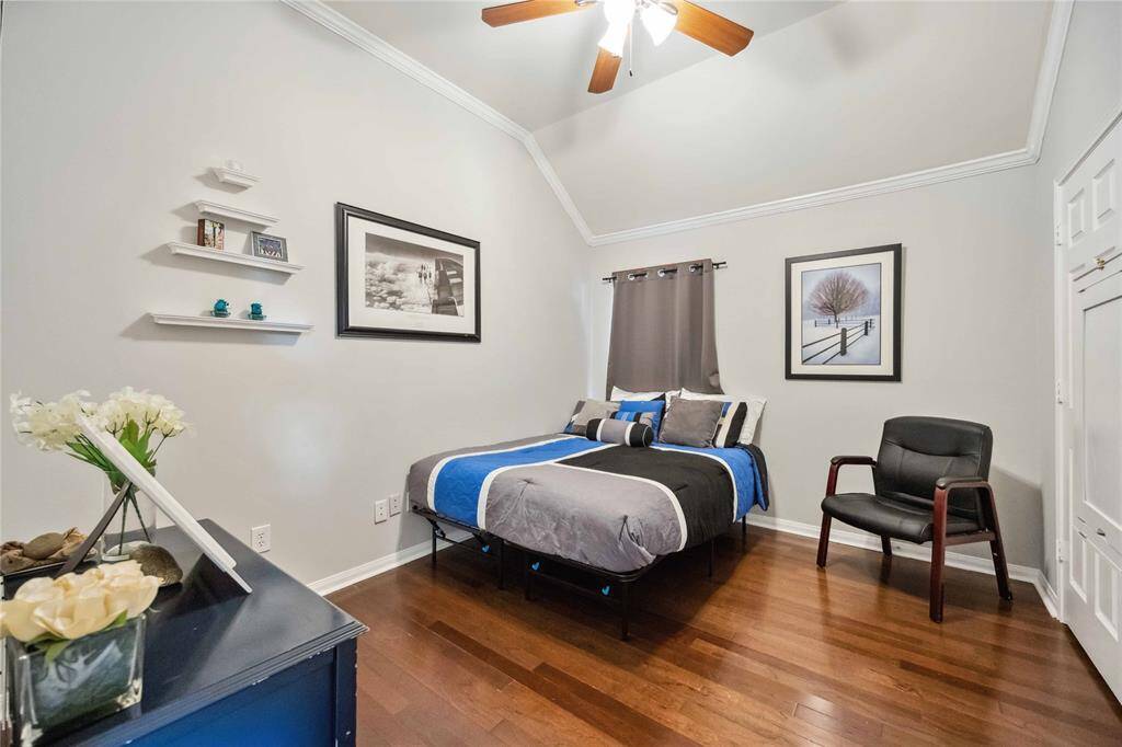 Second bedroom