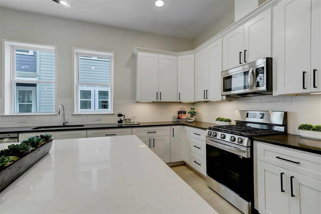 Open kitchen