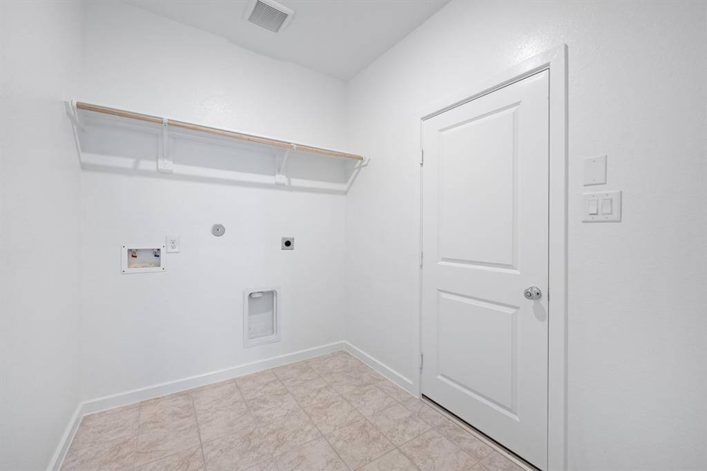 22146 Taldora Bend Trail~ Ready Now