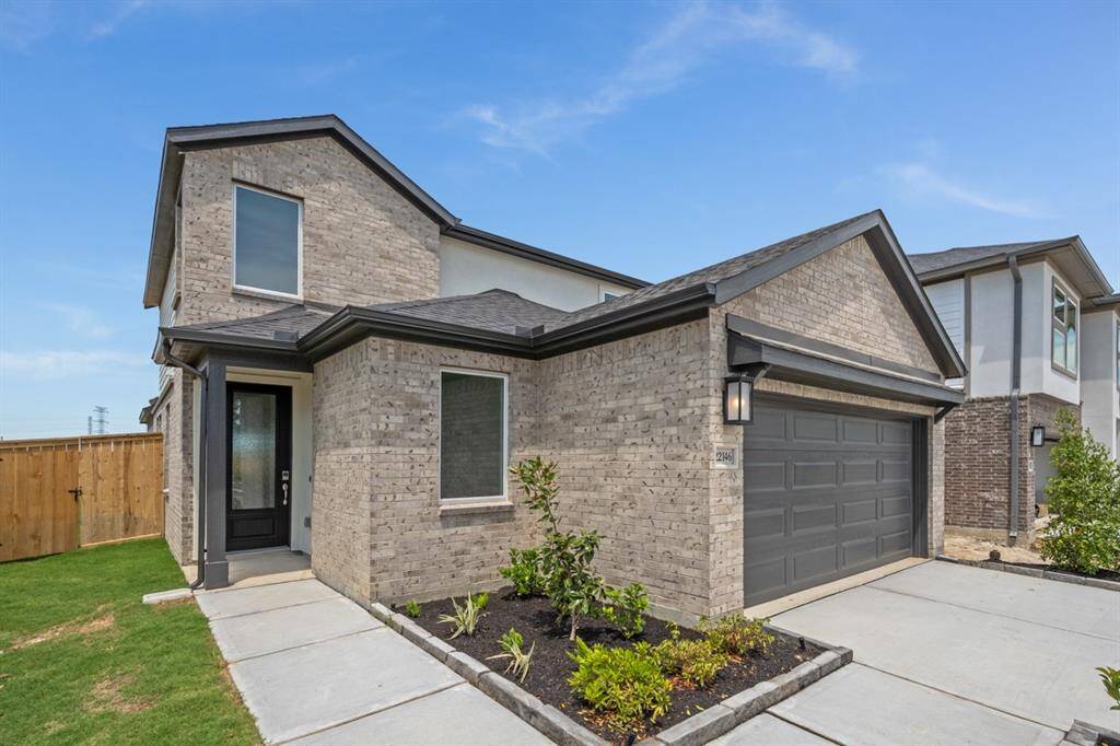 22146 Taldora Bend Trail~ Ready Now