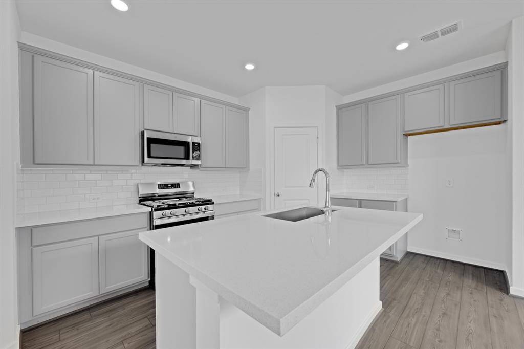 22146 Taldora Bend Trail~ Ready Now