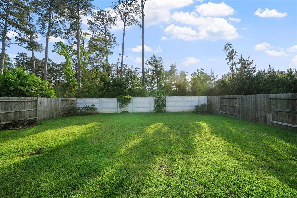 Large private back yard!