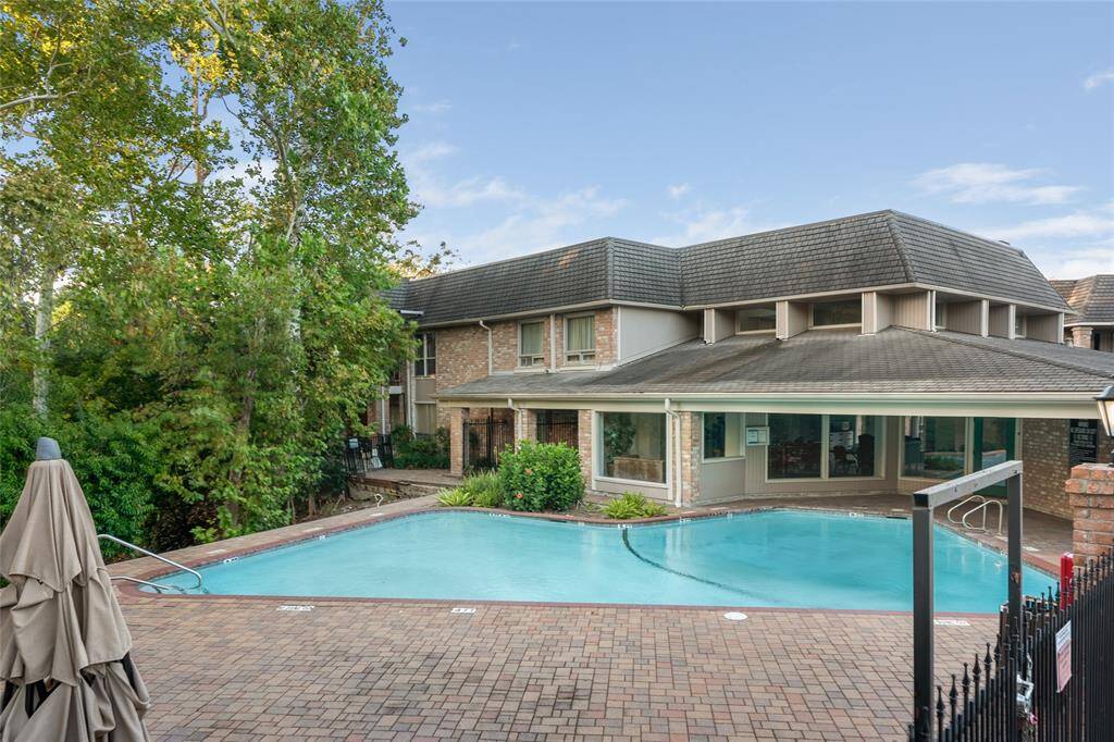 pool area