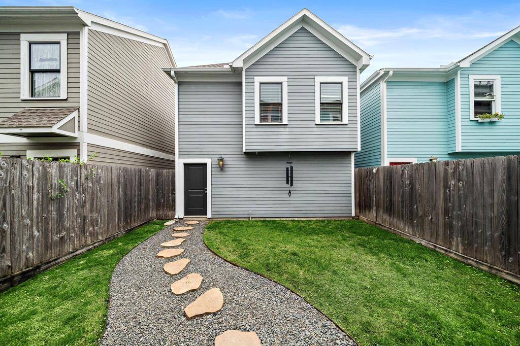 Another view of the garage and bonus room.