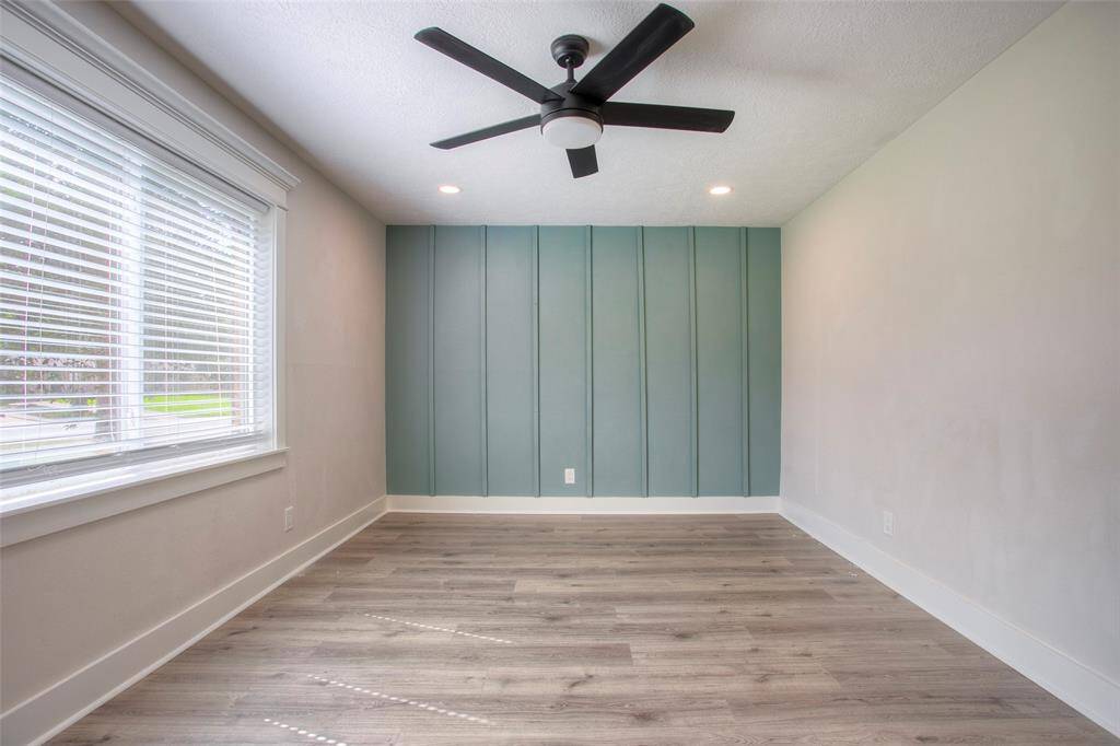 Guest bedroom #1