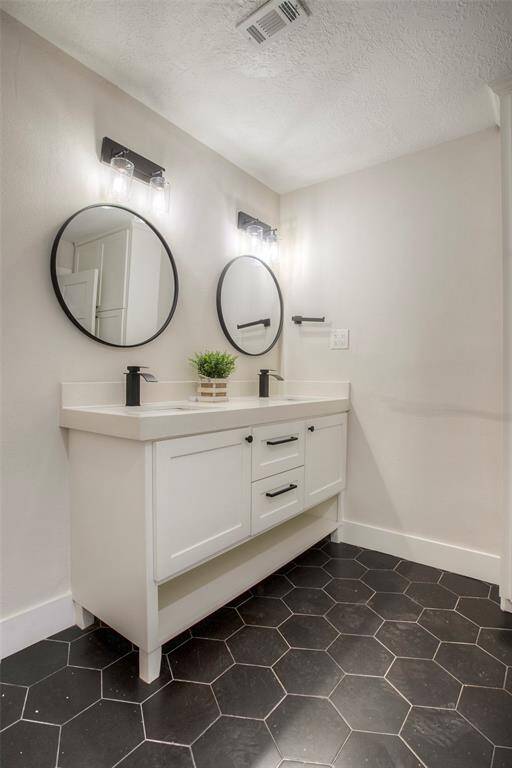 Double vanities in Guest Bath
