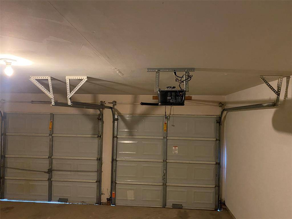 35. BIG GARAGE