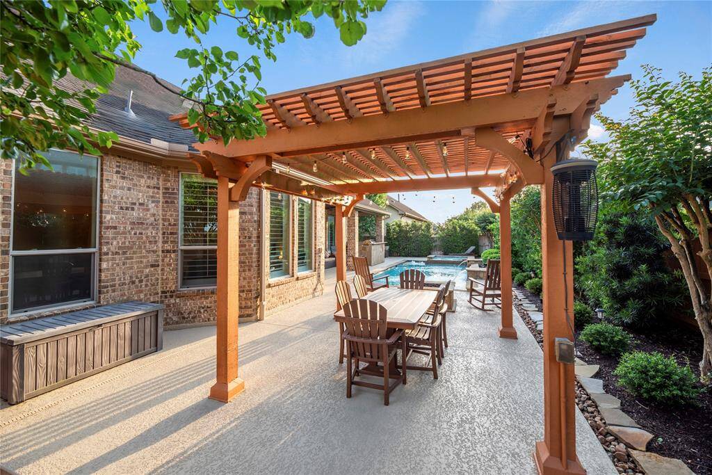 Pergola is perfect for al fresco dining.