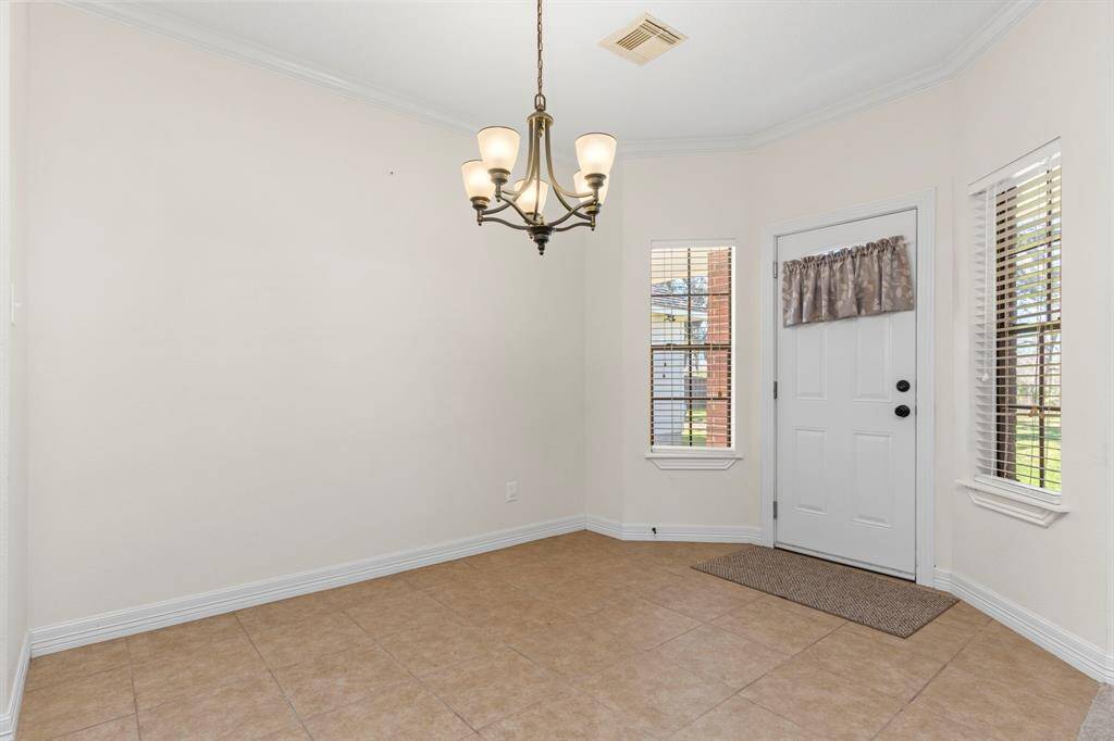 Breakfast room