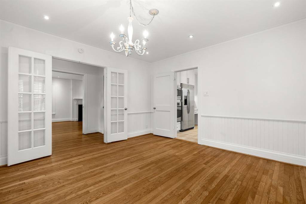 Formal Dining