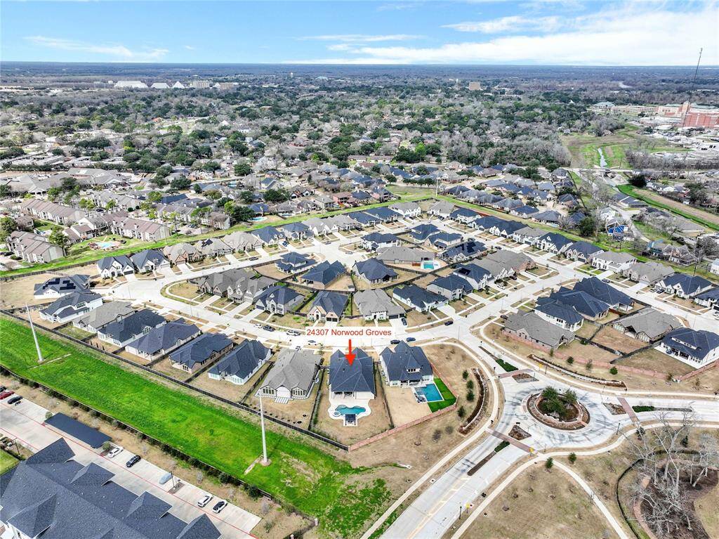 Aerial view of the neighborhood.